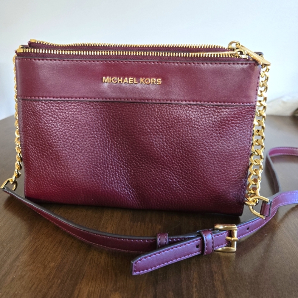 Michael Kors Crossbody Bag
